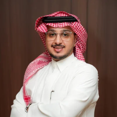 أحمد محمد العويض شريك مؤسس ماجستير قانون متخصص في القانون المدني ، القانون التجاري ، اللجان شبه قضائية